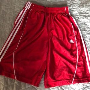 Men’s adidas shorts. Like new no wear or tears